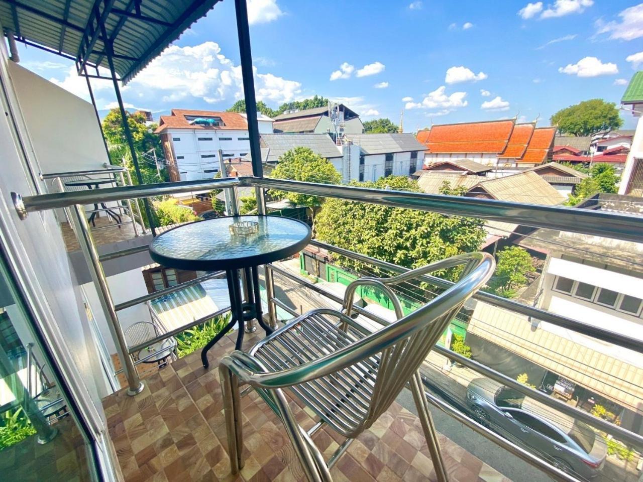 Chinda Boutique Hotel Chiang Mai Exterior foto
